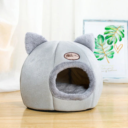 Cozy Winter Pet Cave – Deep Sleep Bed for Cats & Small Dogs