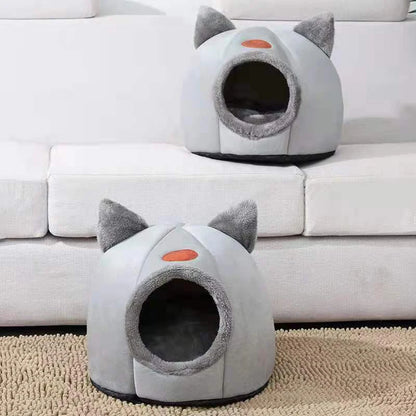 Cozy Winter Pet Cave – Deep Sleep Bed for Cats & Small Dogs